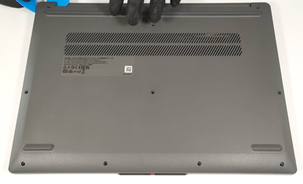 Hướng dẫn vệ sinh Lenovo IdeaPad Slim 3 16inch Gen 9
