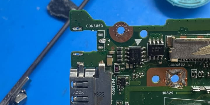 Laptop Acer Bị Lỏng Jack Sạc Sửa Bao Nhiêu Tiền?