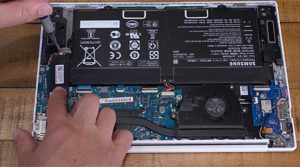 N&acirc;ng Cấp Laptop Samsung Tại HCM