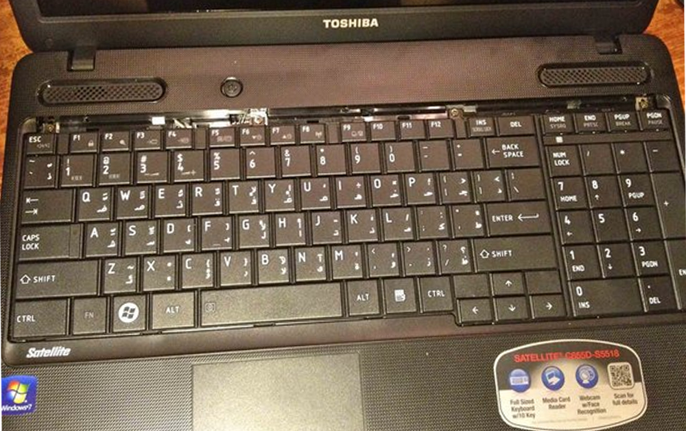 Thay Bàn Phím Laptop Toshiba Tại HCM