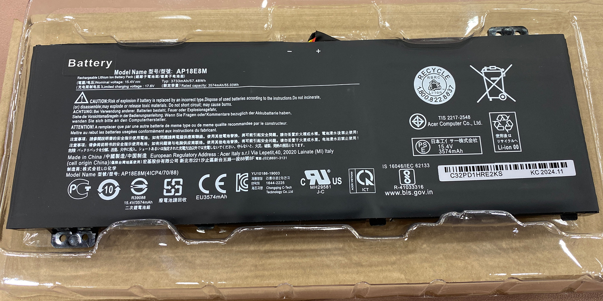 thay pin laptop quận 8