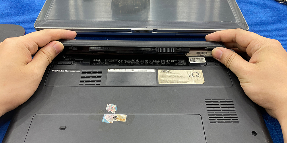 Thay Pin Laptop Tận Nơi Tại Quận 8